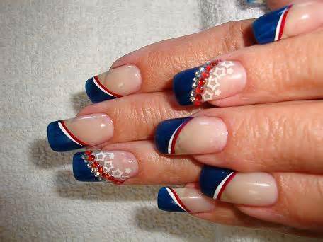 Flag nail art